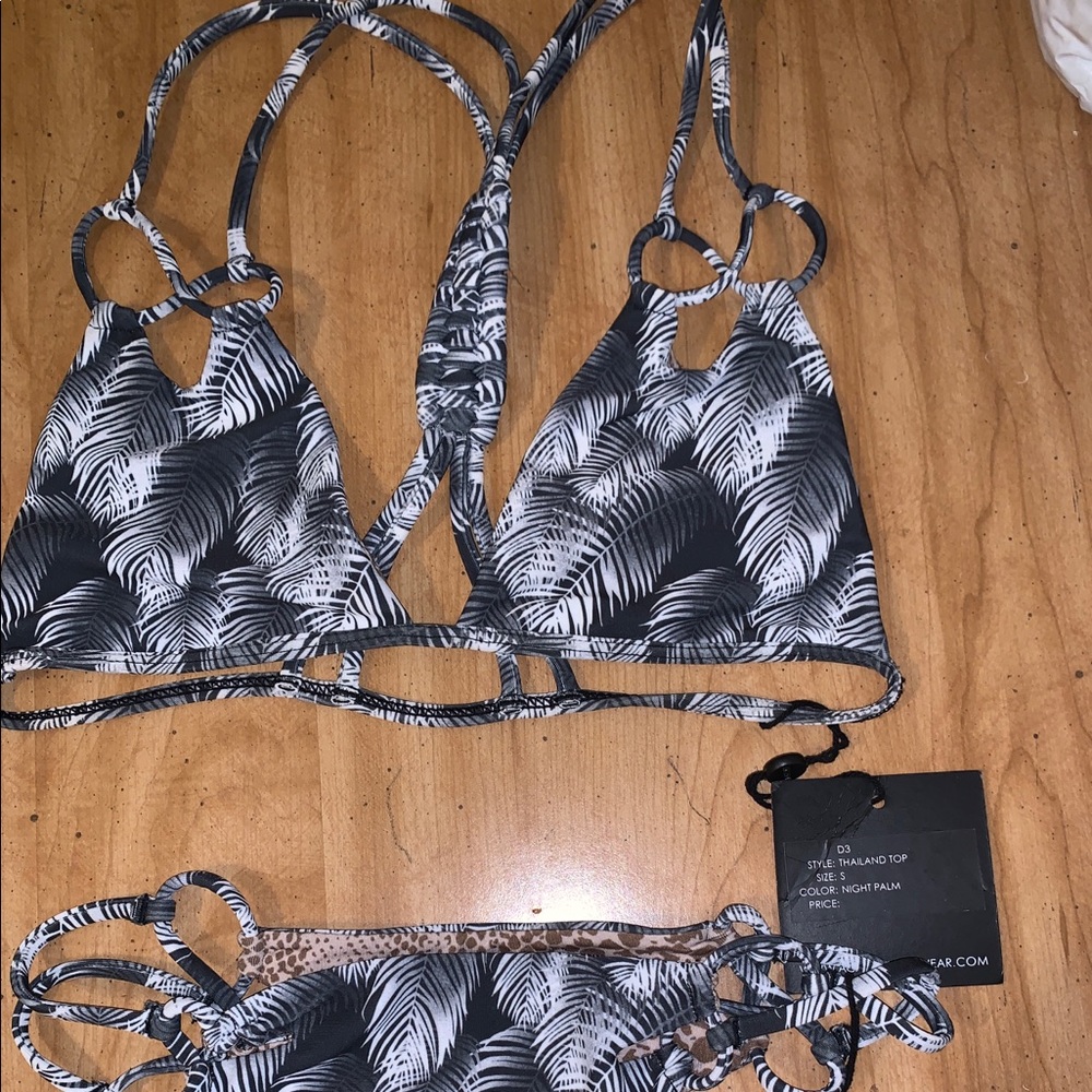 🛑SOLD🛑 NWT SET acacia swimwear night palm
